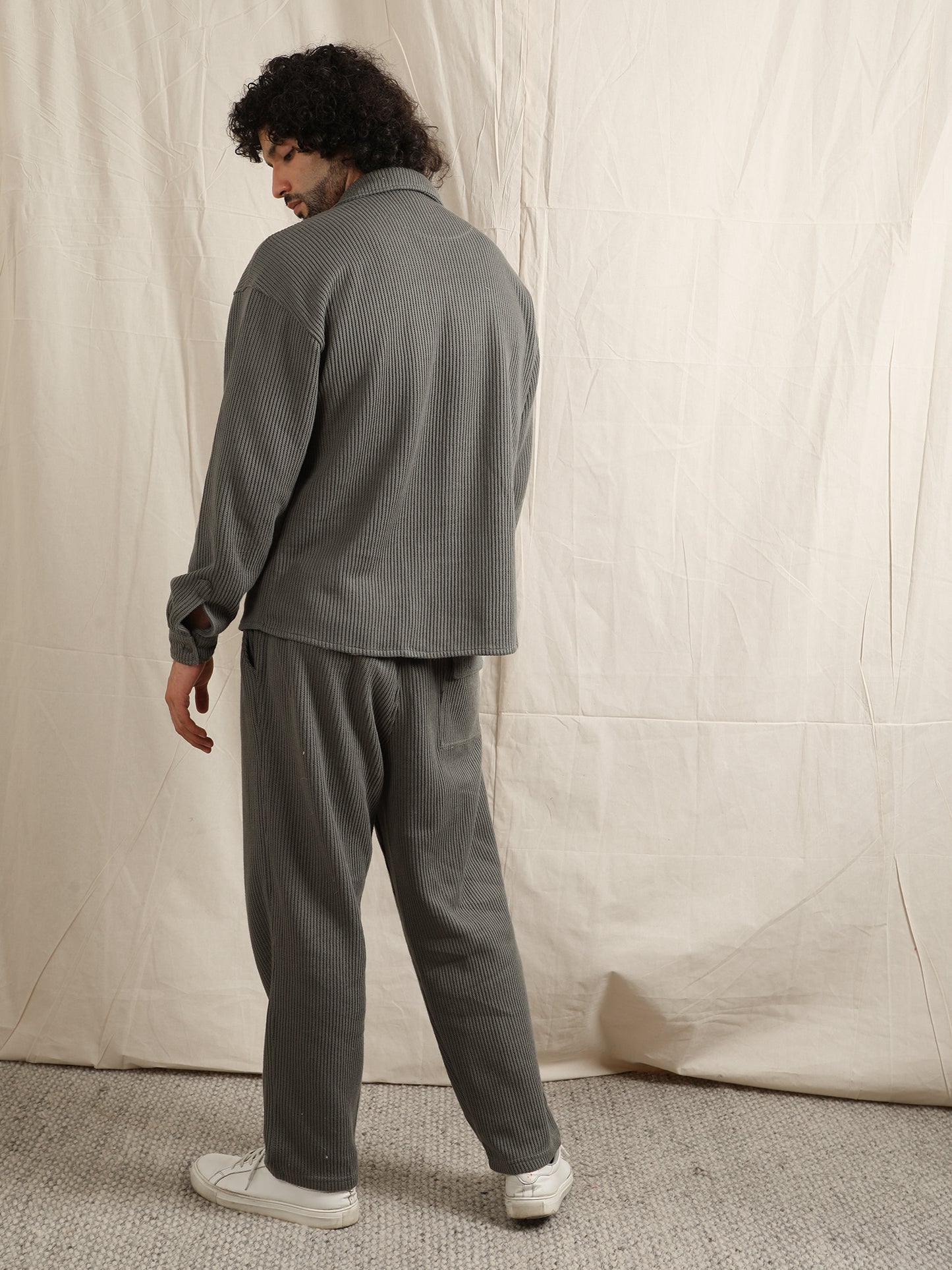 CO-ORD IN SWEATER KNIT FABRIC (OLIVE)