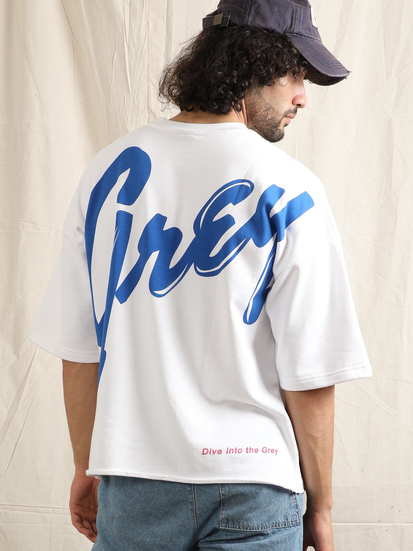 DIVE INTO THE GREY (WHITE)