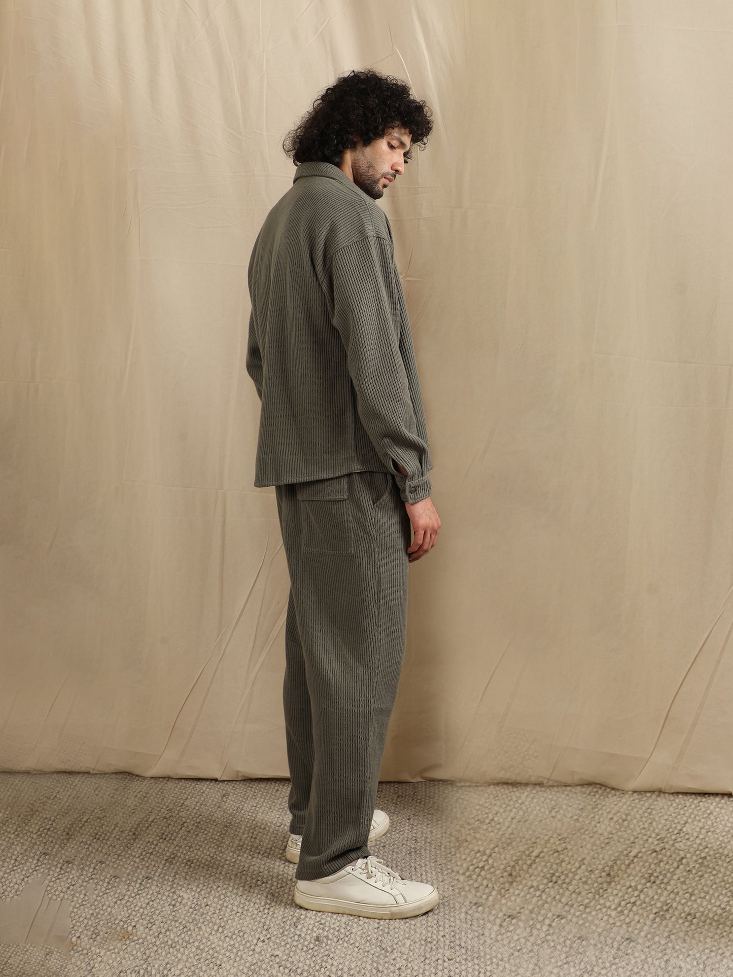 CO-ORD IN SWEATER KNIT FABRIC (OLIVE)