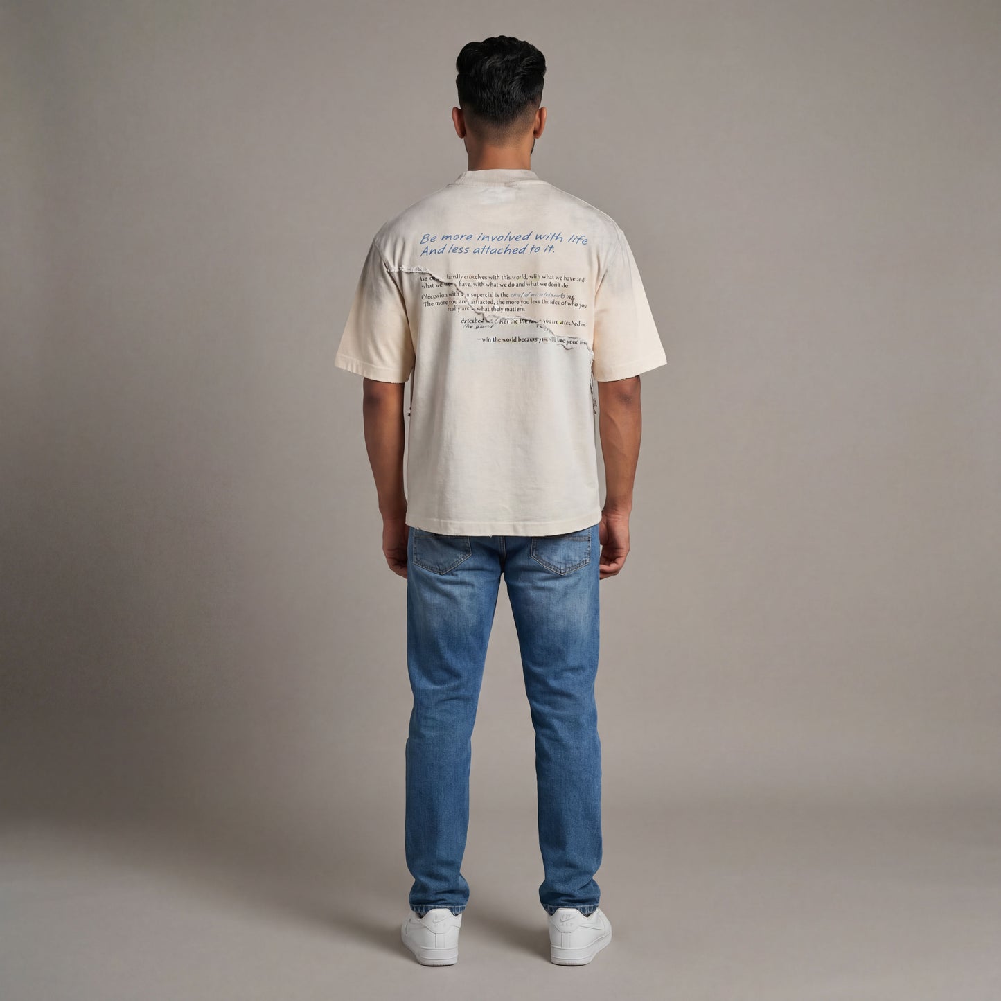 DETACHED TEE
