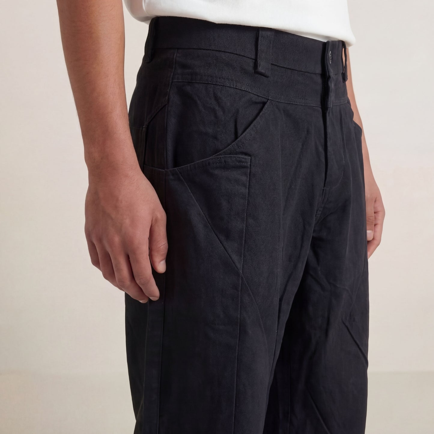 SHADOW PLEAT