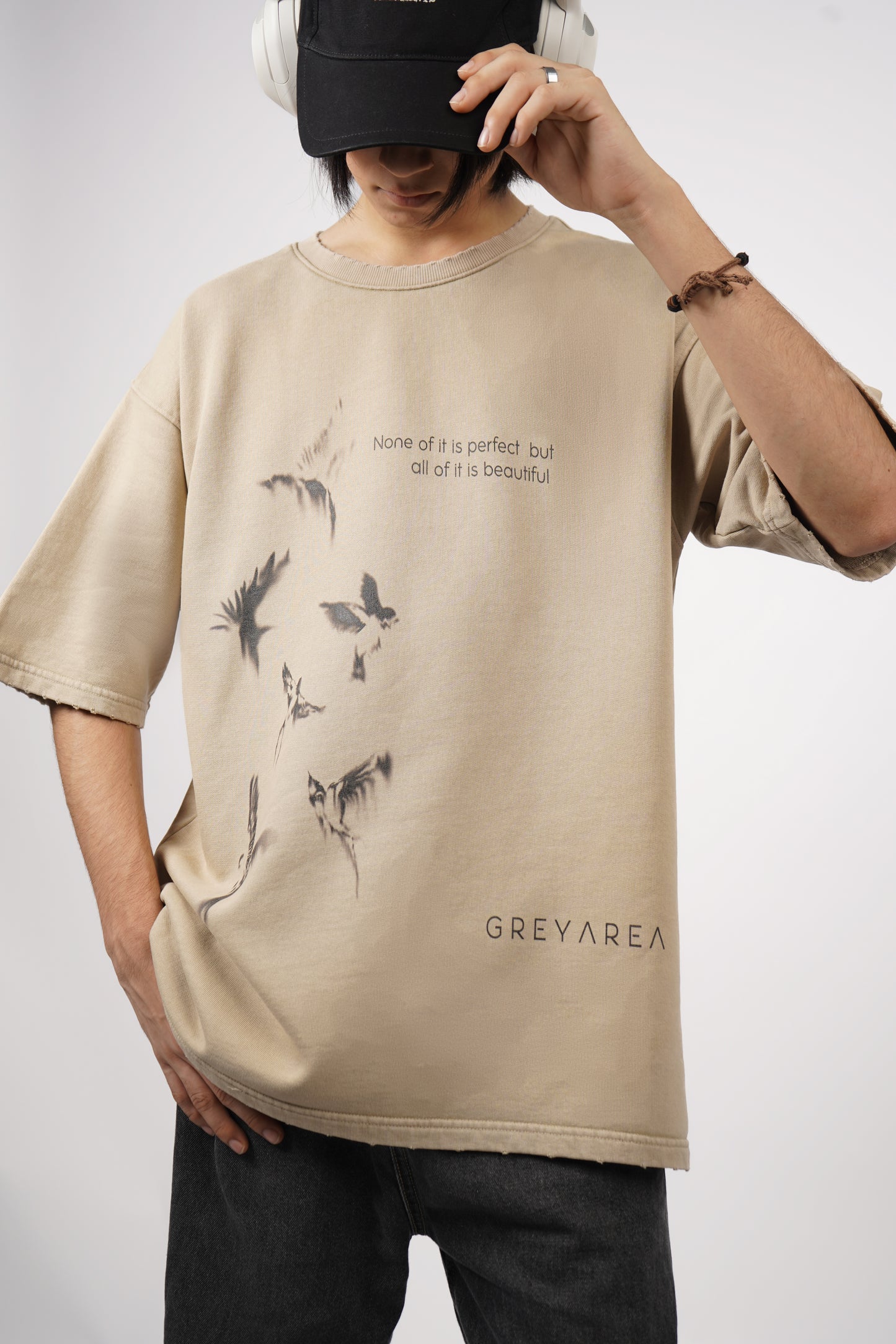 BIRDS IN KHAKHI T-SHIRT